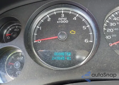 2007 Chevrolet Suburban 1500 Lt from USA, damaged, VIN 1GNFC160X7J349452